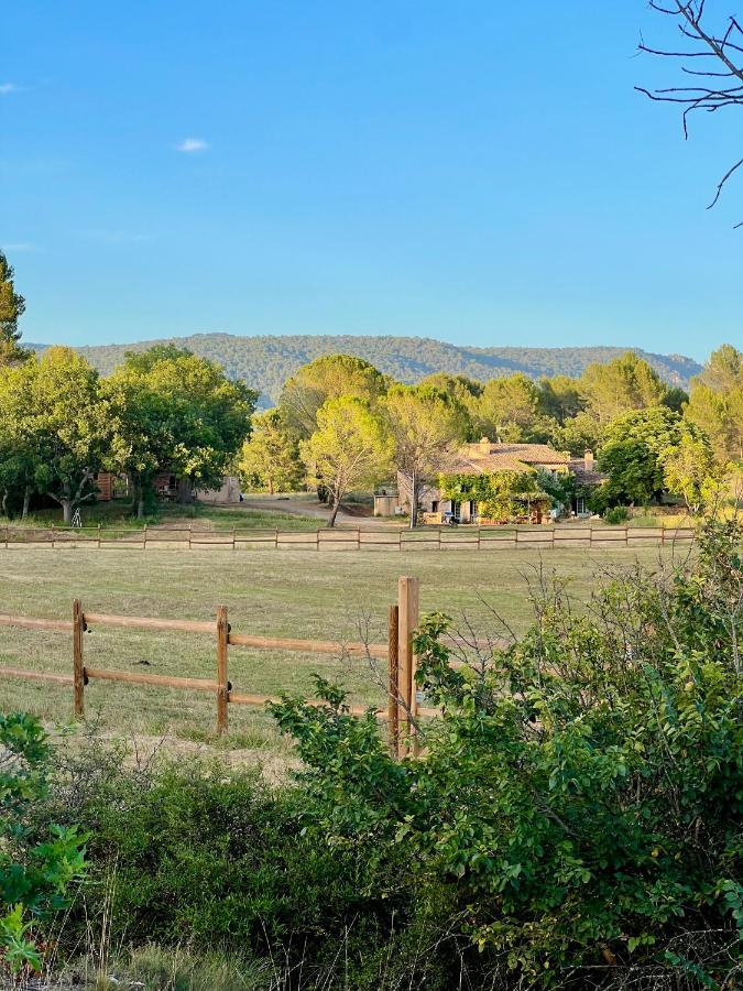 Charmant Appartement Independant Au Sein D'Un Mas Provencal Aups Eksteriør bilde